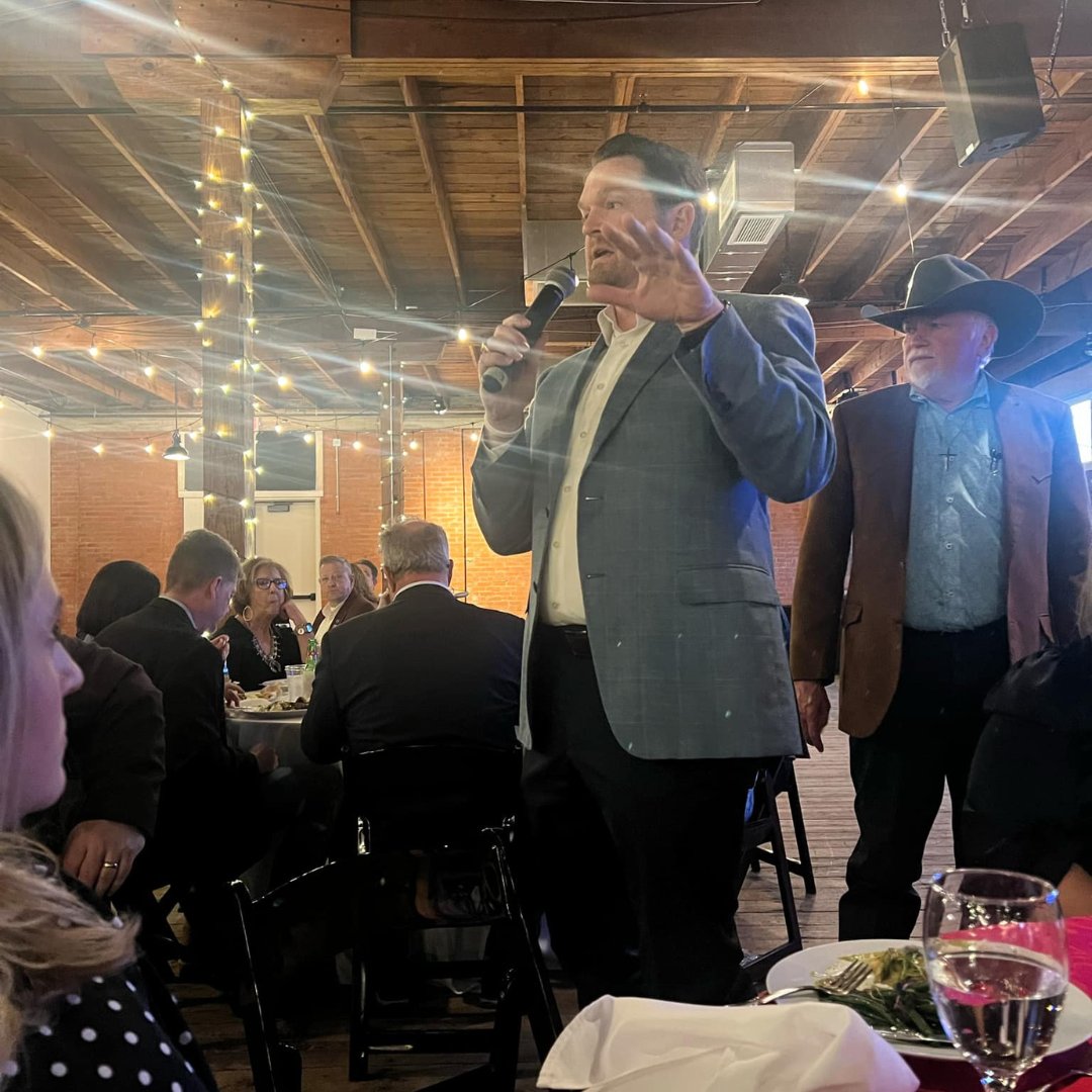 PaulDysonTX's tweet photo. What a fantastic night at the Inaugural Reagan-Trump Banquet with the @TheBrazosGOP!

It was great to be with conservative fighters from across our community, celebrating our victories and gearing up for the work ahead. Hearing from @DavidBartonWB about the real truth of America’s founding was inspiring, and it was an honor to recognize Judge Travis Bryan III as Man of the Year for his dedication to our community.

The energy in the room was incredible. We are building momentum, strengthening our conservative movement, and standing firm for Texas values.

A huge thank you to the Brazos County GOP for hosting this incredible event. The fight for freedom never stops, and together, we will keep Texas RED!