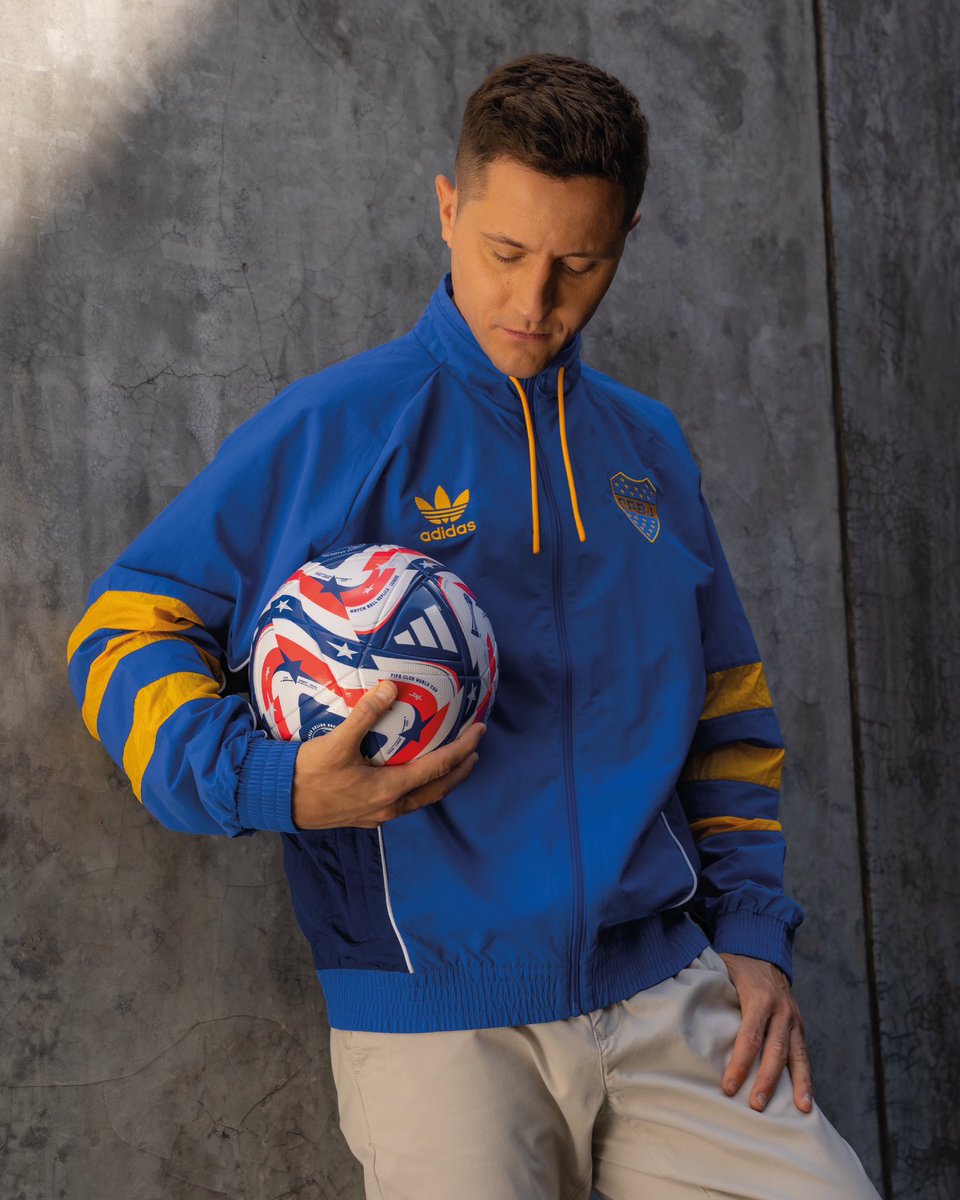 Desde La Boca al mundo 🤩💙💛💙

<a href="/fifaworldcup_es/">Copa Mundial FIFA 🏆</a> #creadoconadidas <a href="/adidasfootball/">adidas Football</a>