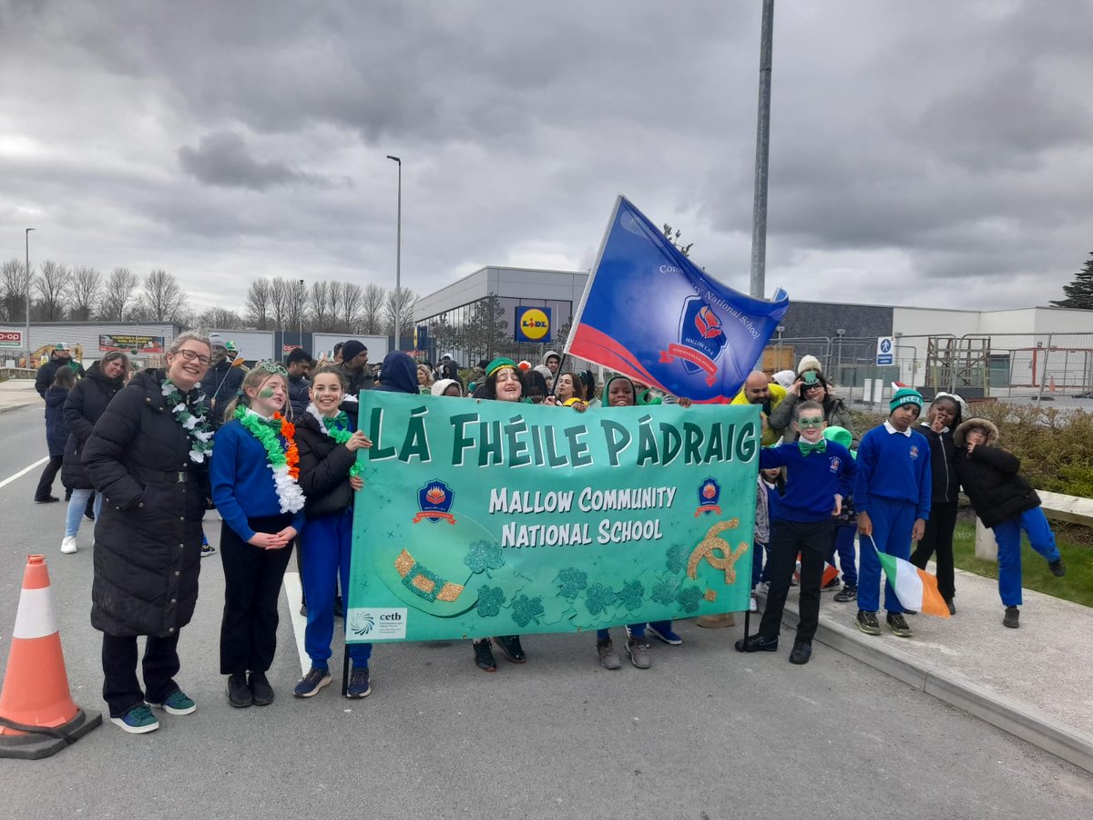 Mallow Community National School (@mallowcns) on Twitter photo ☘️☘️ Parade ready in Mallow! ☘️☘️
Happy St. Patrick's Day. Lá Fhéile Pádraig sona daoibh go léir. <a href="/CorkETB/">CorkETB🇮🇪🇪🇺</a> <a href="/cnsireland/">CNS Ireland</a> ☘️☘️ Parade ready in Mallow! ☘️☘️
Happy St. Patrick's Day. Lá Fhéile Pádraig sona daoibh go léir. <a href="/CorkETB/">CorkETB🇮🇪🇪🇺</a> <a href="/cnsireland/">CNS Ireland</a>