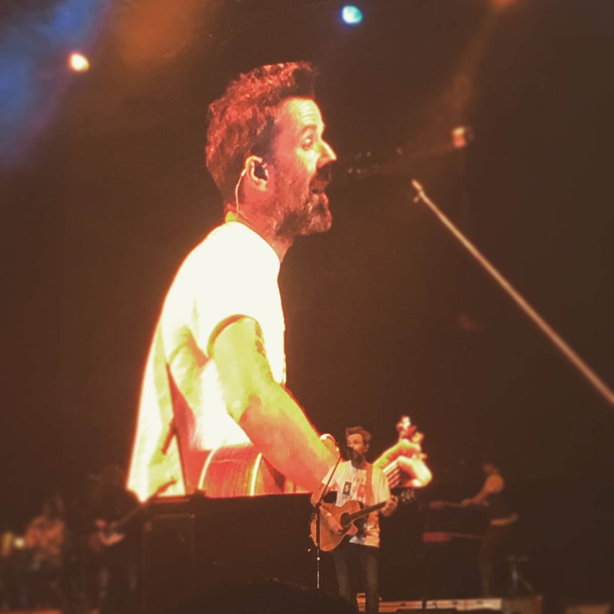 pambanx's tweet photo. Recuerdo de Pau Donés en el #VL2017 https://t.co/6RKMfwSjyK