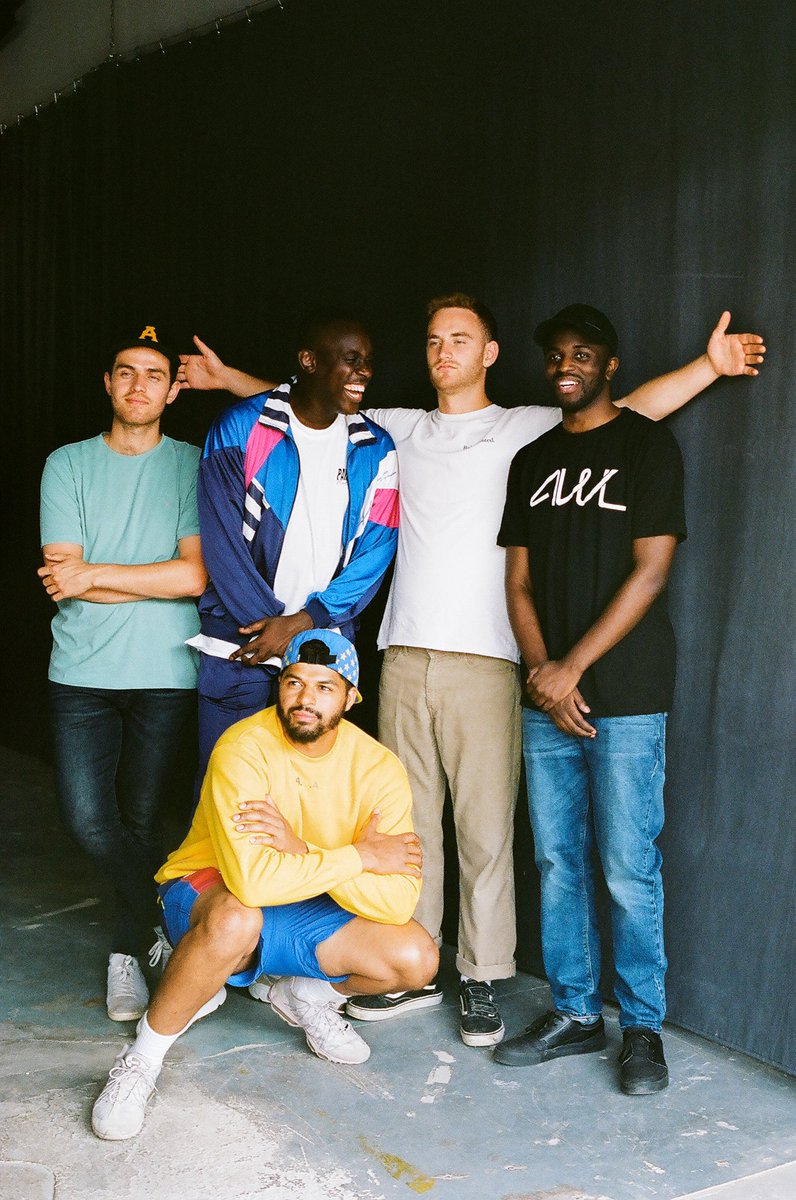 BARNEY ARTIST tweet media