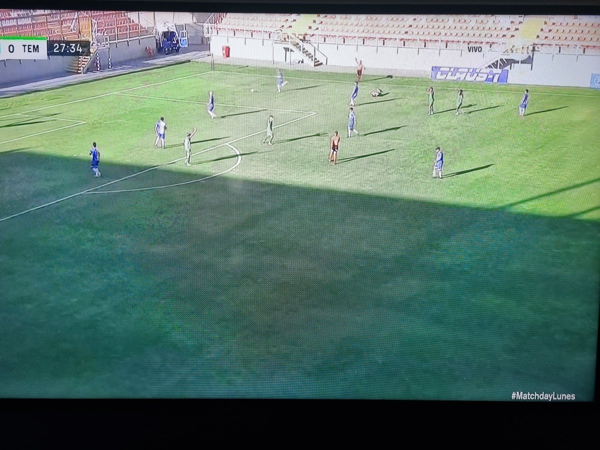 hvilches90's tweet photo. Tremenda la diferencia en la calidad de imagen. Ojalá todos los partidos tuvieran las cámaras que están utilizando en REC vs SM
#MatchdayLunes https://t.co/hyd1uGdJn7