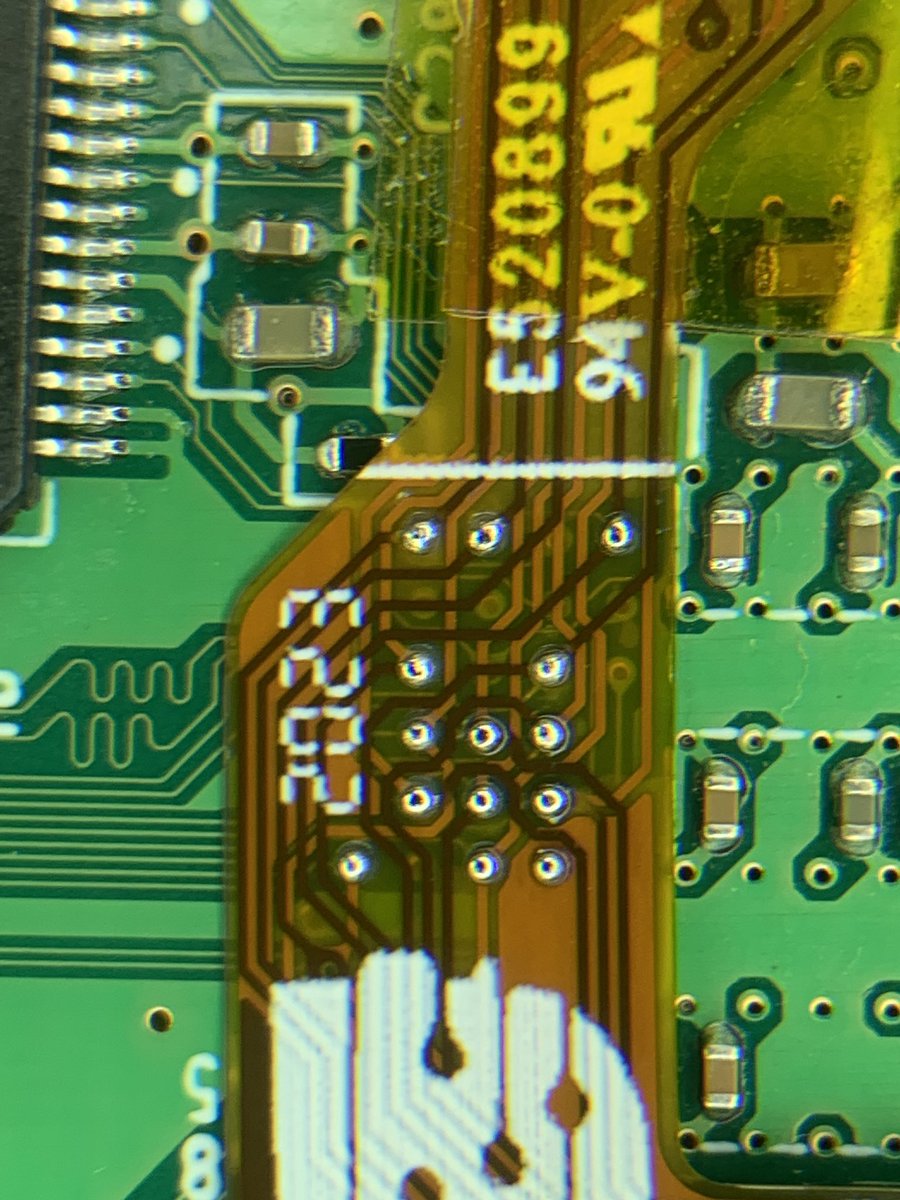 It must be Wii season, cuz this is like the 10th Wii in a row that’s come in for an ElectronAVE install this month!  This one went into a real nice smoke black shell, my favorite!