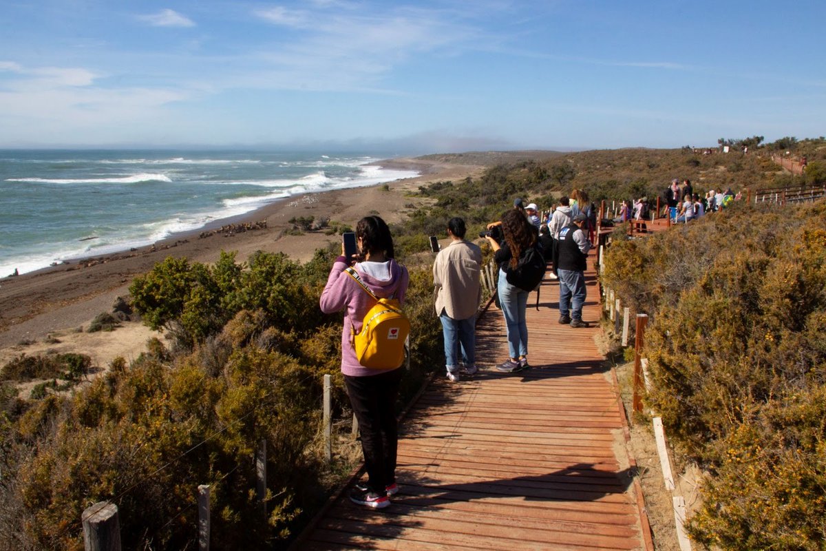 #Chubut: Provincia valoró la Apertura de la Temporada de #Orcas2025 
<a href="/gobiernochubut/">Gobierno del Chubut</a> <a href="/CatChubut/">CATch Chubut</a> <a href="/madryntravel/">Puerto Madryn</a> <a href="/diegolapennach/">Diego Lapenna</a> <a href="/cecipavia/">Ceci Pavia</a> 
digitalchubut.com/chubut-provinc…