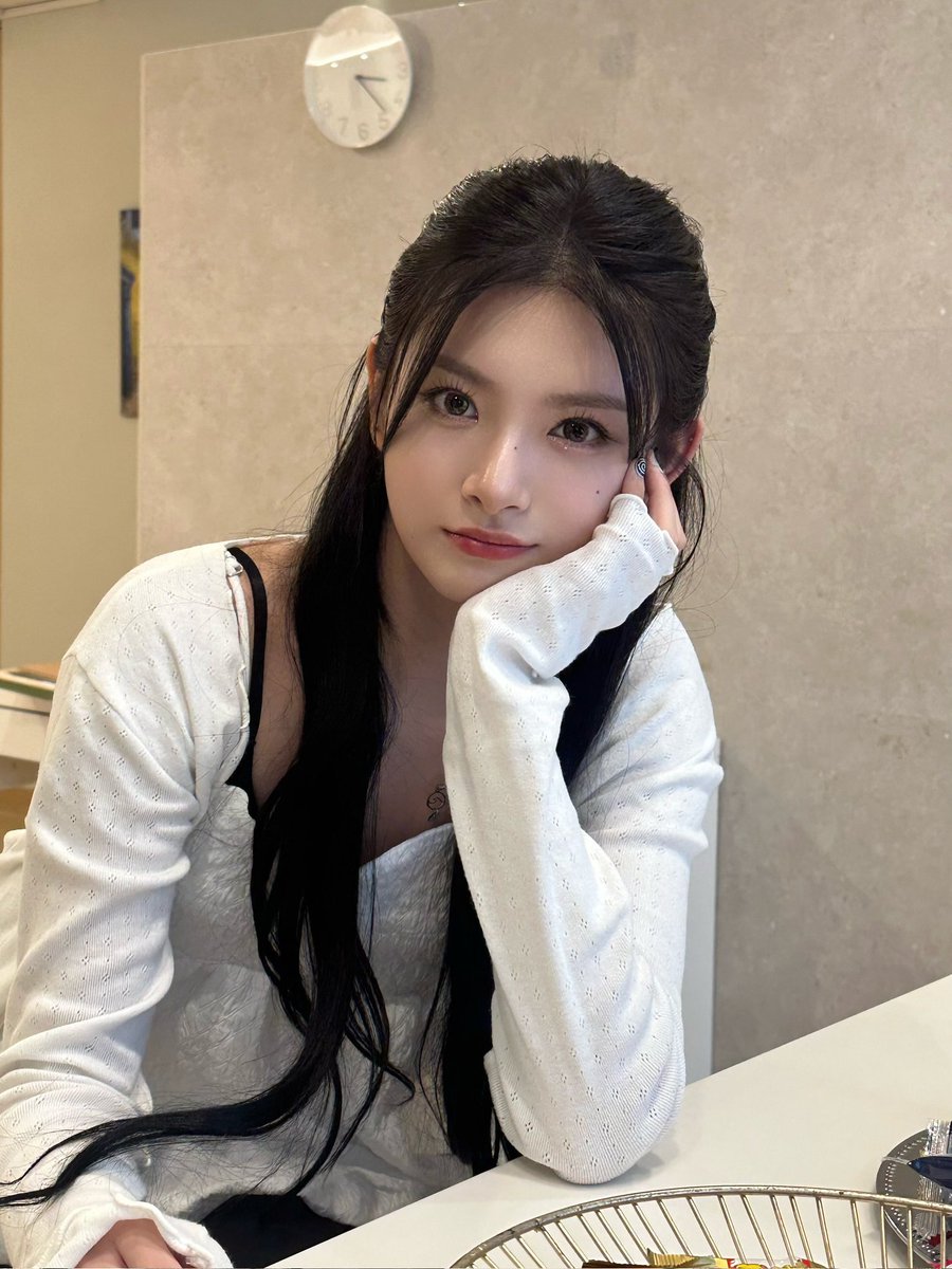 yiren. tweet media