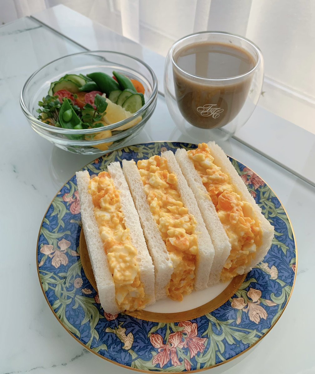 Miya116_Jingu's tweet photo. おはようございます☀
朝ごはんは玉子サンドです🥪 https://t.co/kpuNPceDaQ