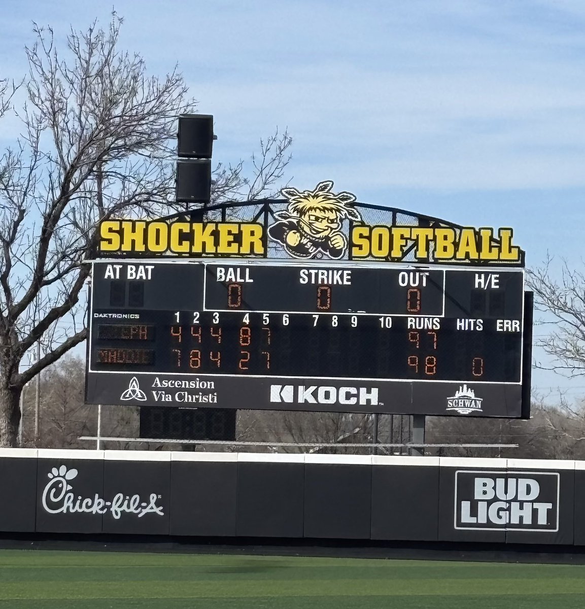 External Ops Softball Final from Wilkins Stadium 🥎

Maddie Stein Mason-98
Steph Wright-97

Walkoff  W  🌾🌾🌾