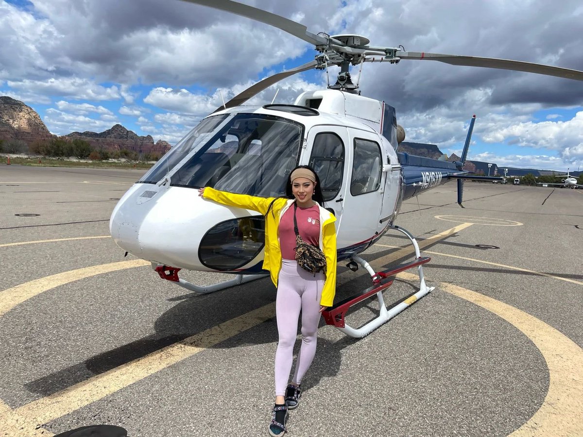 At the airport #beauty