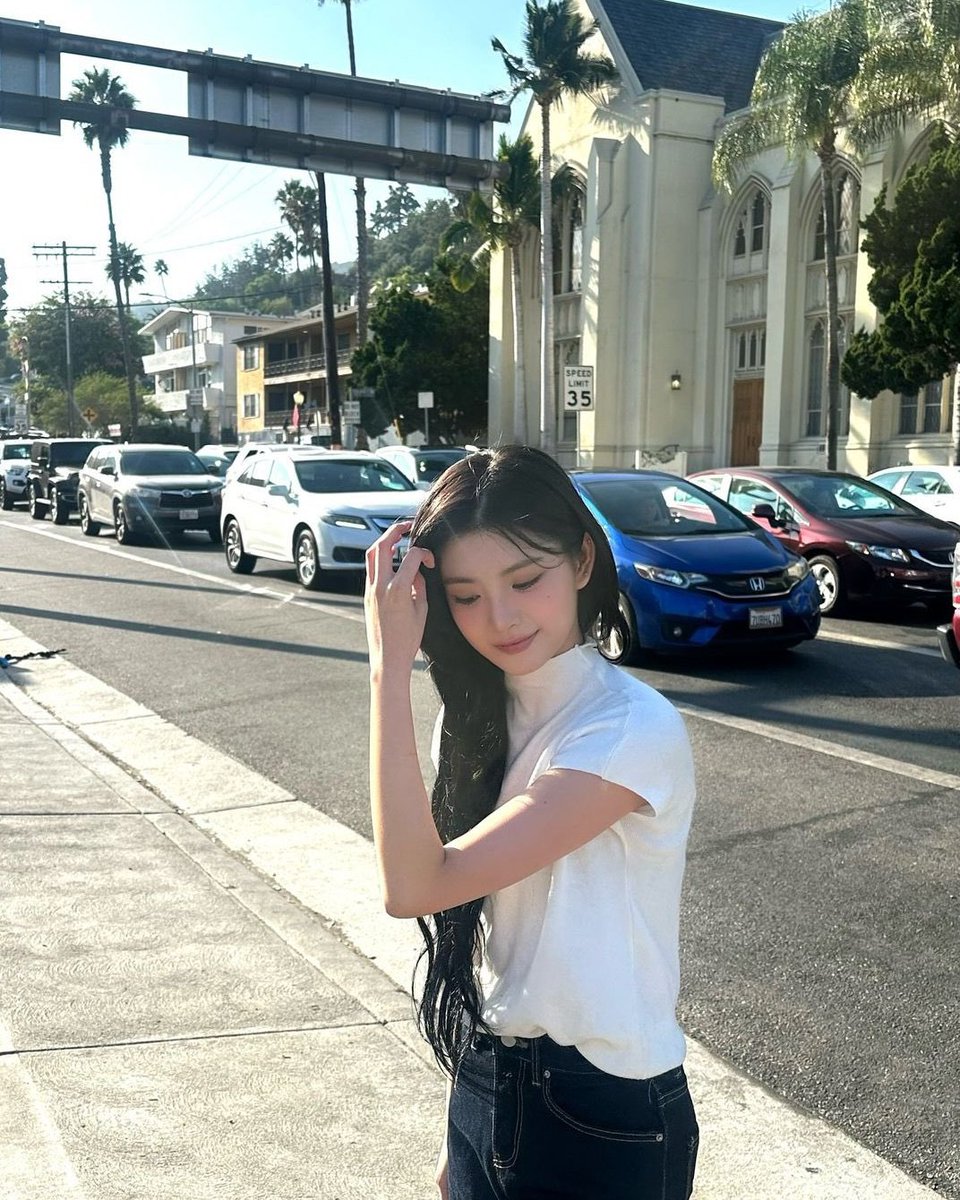 yiren. tweet media