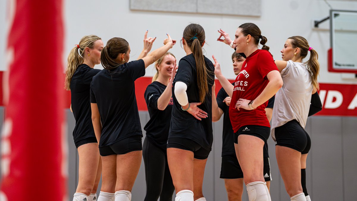 SDCoyotesVB's tweet image. The grind don't stop 🫡

#GoYotes x #WeAreSouthDakota