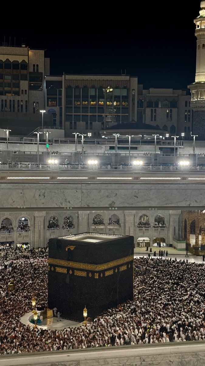 7lkrl's tweet photo. ❣️اللهُم امنح أمي عمراً طويلاً وأسعد قلبها❣️ https://t.co/WQ7EnDPMRU