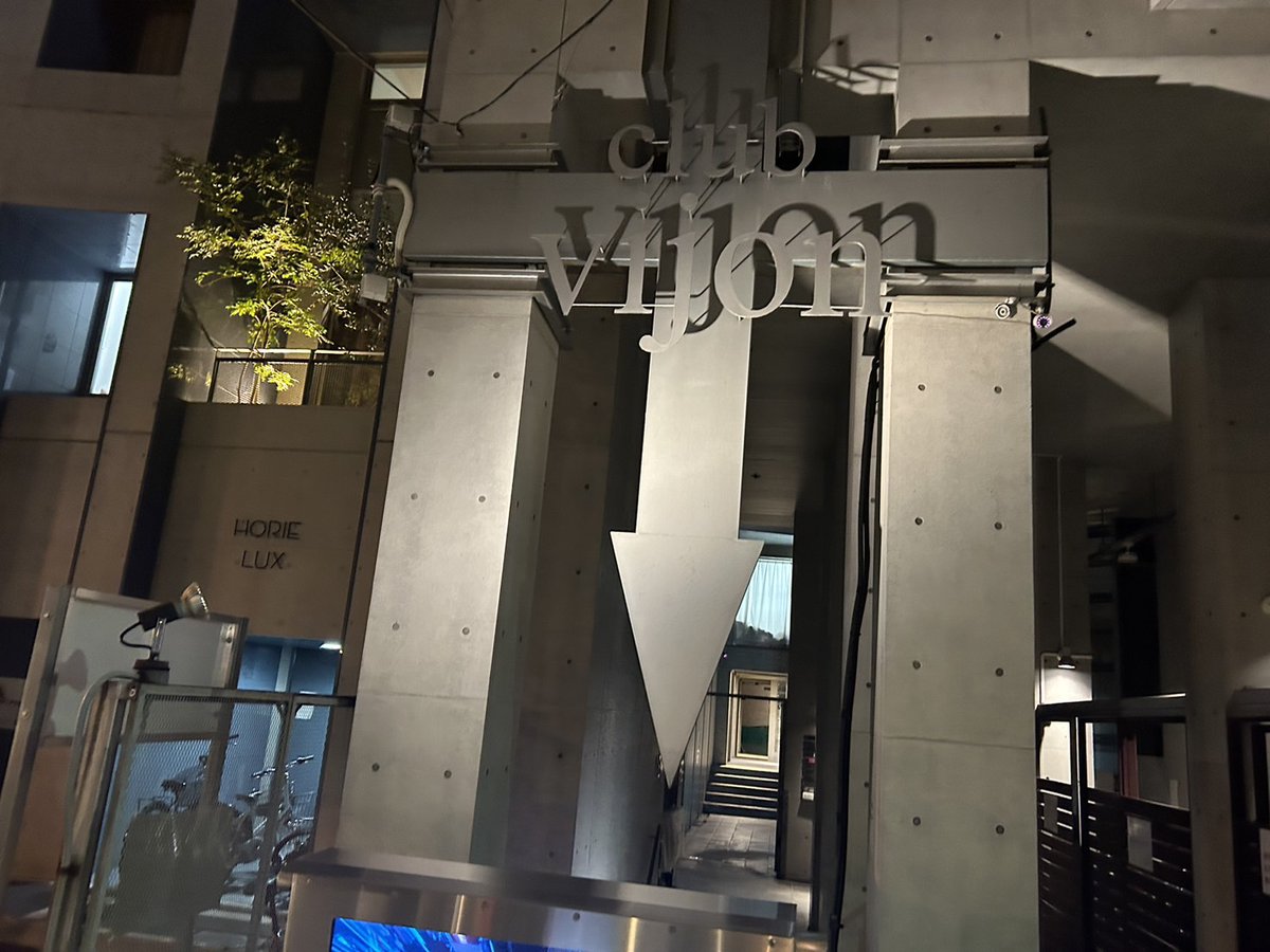 soratibiko835's tweet photo. 昨日あたしの初ライブデビューでした😁
凸凹コンビで行かせてもらいましたがとてもTakumaさんも、Kazumaさんもかっこよかった。あっという間に時間過ぎました😢
楽しい1日をありがとうございました🤩
#AcroBox https://t.co/FWTI6uSXa0