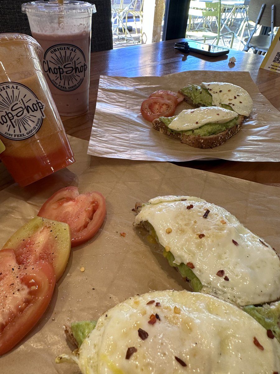 ConConcepts's tweet image. Fresh flavors, fresh insights, and a fresh take on fast-casual dining! @ConConcepts recently stopped by #OriginalChopShop in Plano, TX—and let’s just say, their made-from-scratch menu did not disappoint.