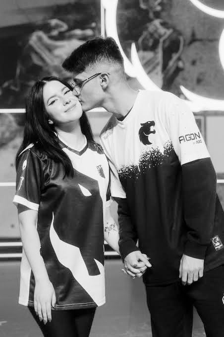 VCT DESATUALIZADO tweet media