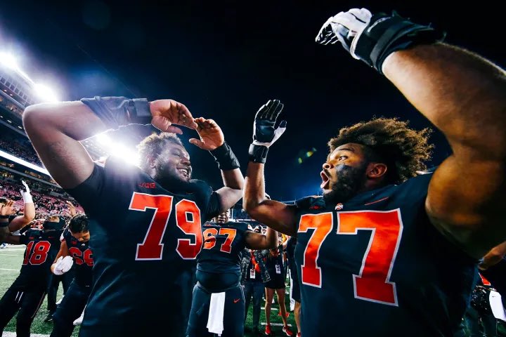 #AGTG 
After an AMAZING conversation with <a href="/ryandaytime/">Ryan Day</a> I’m beyond blessed and excited to have received an OFFER to <a href="/OhioStateFB/">Ohio State Football</a> ‼️🌰 

<a href="/timothysasson/">Coach Tim Sasson</a> <a href="/CoachLehmeier/">Ryan Lehmeier</a> <a href="/PCC_FOOTBALL/">Central Catholic Football</a> <a href="/TylerBowen/">Tyler Bowen</a> <a href="/Coach_Dickey/">Charlie Dickey</a> <a href="/parkerwereb8/">Parker Wereb</a> <a href="/N_Murph/">Nick Murphy</a> <a href="/SWiltfong_/">Steve Wiltfong</a> <a href="/wpialsportsnews/">WPIAL Sportsmen</a> <a href="/TomLoy247/">Tom Loy</a>