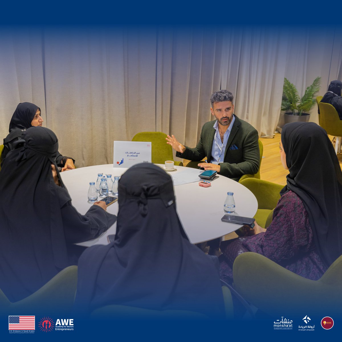 iSparkEgypt's tweet photo. نتقدم بخالص الشكر والتقدير لكل المرشدين وا��موجهين اللذين شاركوا في حلقات الإرشاد الفردية والجماعية التي تمت بالتوازي مع مسابقة العرض النهائي من برنامج AWE في المملكة العربية السعوديه.🌟

ممتنين لجهودكم الكبيرة في تمكين ودعم رائدات الأعمال السعوديات. 💫

#AWE_KSA #رائدات_الأعمال #iSpark_MEA

@USAinKSA 
@arweqah_sa