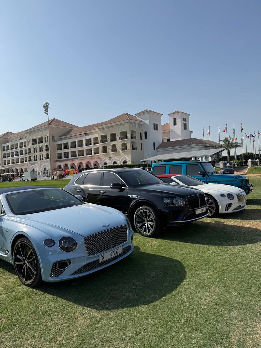 Saturday hangout by invitation from Bentley.
All you had to do was buy a car for 300k+ ))

Events like this really strengthen the connection to the brand—I love going to them. You can feel a level of customer care that goes beyond just a car, just parts, just clothes.