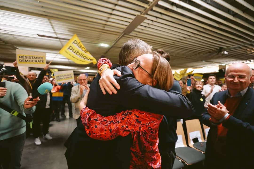 Pascaline LÉCORCHÉ (@p_lecorche) on Twitter photo Ce we se tenait le congrès de <a href="/placepublique_/">Place publique</a>
Des 4 coins de la France et des Outres-mers, nous avions donné rendez-vous aux militantes et militants de Place publique au carrefour de notre jeune histoire.
#resistancedemocrate Ce we se tenait le congrès de <a href="/placepublique_/">Place publique</a>
Des 4 coins de la France et des Outres-mers, nous avions donné rendez-vous aux militantes et militants de Place publique au carrefour de notre jeune histoire.
#resistancedemocrate
