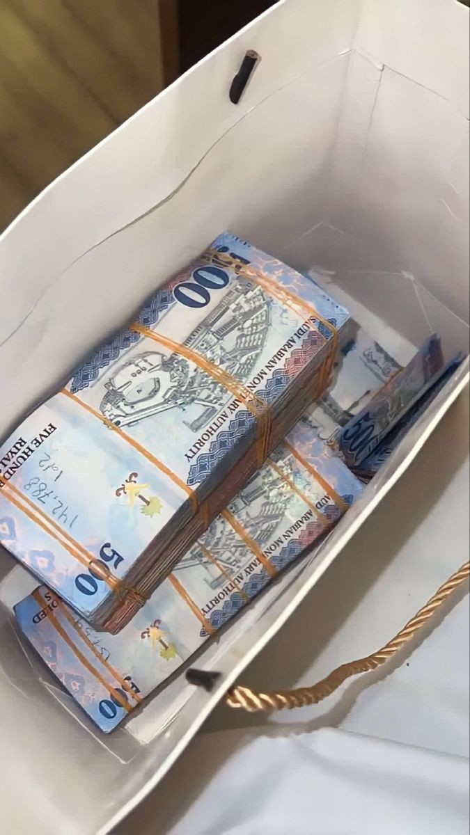 msabqat_3's tweet photo. سحب قوي علي 100000  ريال 💸 لـ 4 فائزين + 5 (Apple iPhone 13 Pro)

الاول :  35000 ريال   
الثاني :  30000 ريال 
الثالث : 25000 ريال 
الرابع :  10000 ريال 
 بدون شروط فقط تابعني + رتويت واكتب تم 

السحب بعد 48 ساعة موثق بالفيديو شاركوا وفالكم التوفيق،جرب حظك يمكن تفوز باذن الله ❤️ https://t.co/648dJBt5oh