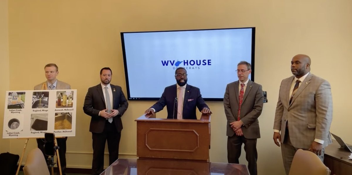 WV Democratic Party (@wvdemocrats) on Twitter photo Monday presser with <a href="/wvhousedem/">West Virginia House Democrats</a>'s <a href="/Sean_Hornbuckle/">Sean Hornbuckle</a> <a href="/WVUFLU/">Shawn Fluharty</a> <a href="/HansenForWV/">Delegate Evan Hansen</a>
Full video: wvdemocrats.com/news/wv-house-… Monday presser with <a href="/wvhousedem/">West Virginia House Democrats</a>'s <a href="/Sean_Hornbuckle/">Sean Hornbuckle</a> <a href="/WVUFLU/">Shawn Fluharty</a> <a href="/HansenForWV/">Delegate Evan Hansen</a>
Full video: wvdemocrats.com/news/wv-house-…