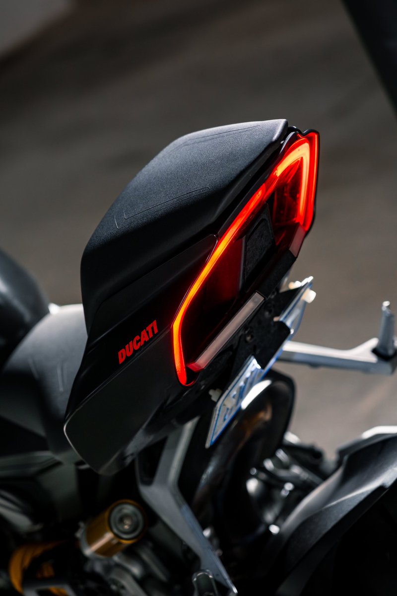 JoshKnoxPhoto's tweet image. 🦇 Bike #Ducati #Panigalev2 #DucatiPanigaleV2