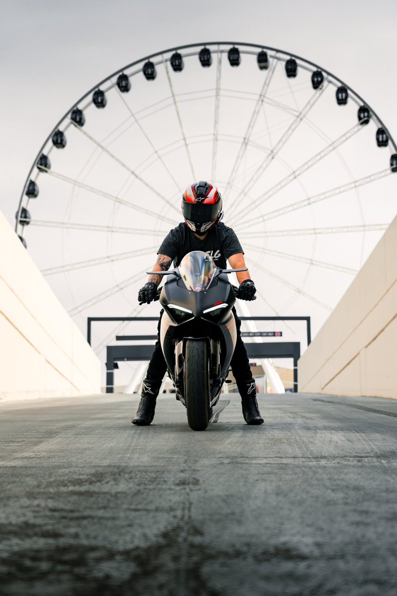 JoshKnoxPhoto's tweet image. 🦇 Bike #Ducati #Panigalev2 #DucatiPanigaleV2