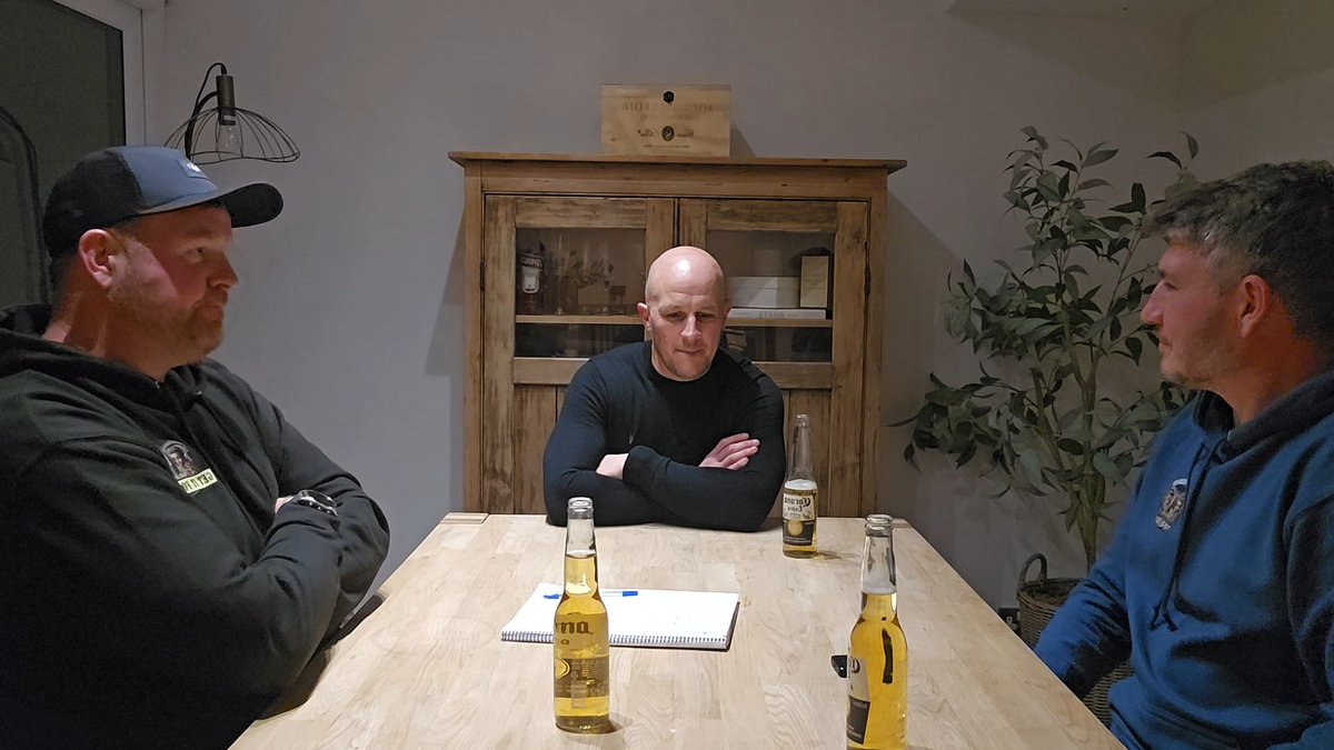 Episode 9 released tomorrow featuring current <a href="/LincolnUnited/">Lincoln United FC</a> player/assistant manager <a href="/grimesy9/">Paul Grimes</a> great listen with a great bloke