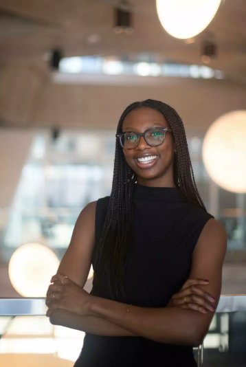 👏🏽Congrats Oyinda Obigbesan! The fourth-year biomedical sciences student is a McCall MacBain Scholarship finalist! Oyinda was selected from nearly 700 applicants based on her exceptional dedication as a leader, advocate and community builder. Read more: bit.ly/3FN1DhZ