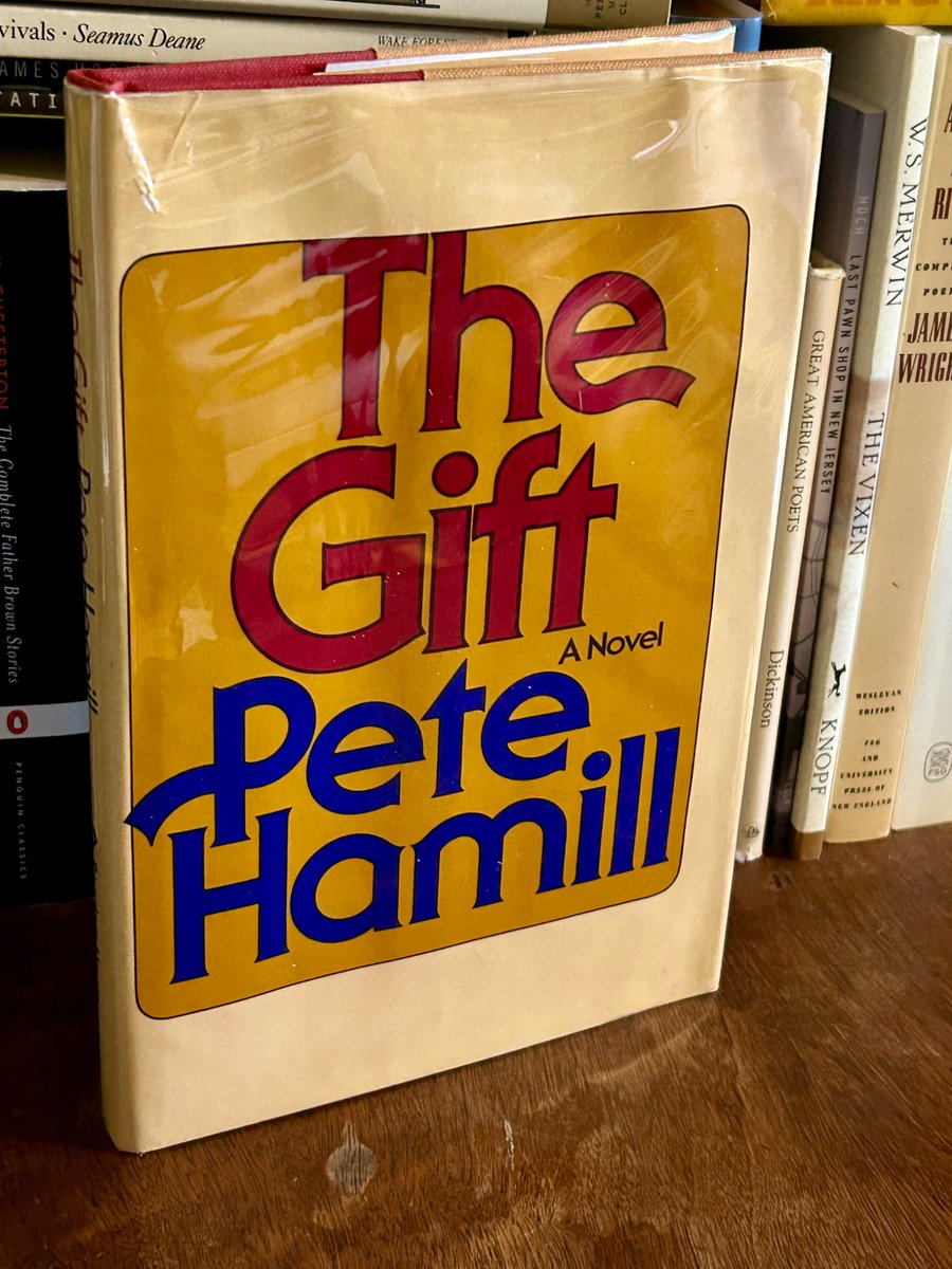 CraigAndrewDowd's tweet image. That was it. To be a rolling stone. In the romantic places of the earth. Ready for a fight, a frolic, or a feed. And since I was Irish, since I was Billy Hamill’s son, since I was from Brooklyn: a drink too.
PETE HAMILL, A Drinking Life
#petehamill #adrinkinglife