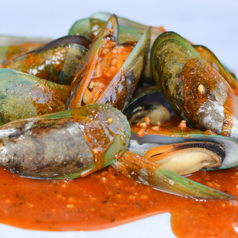angrycrabshack's tweet photo. Feeling lucky? 🍀 Dig into a feast that’s worth its weight in gold at Angry Crab Shack! Tag a friend who owes you a seafood night! 🦀✨

#StPatricksDay #LuckyFeast #SeafoodGold #Crabbing #AngryCrabShack #Foodie #Trifecta #Seafoodboil #CrackOpenTheFlavor https://t.co/zrDqJhWzJv