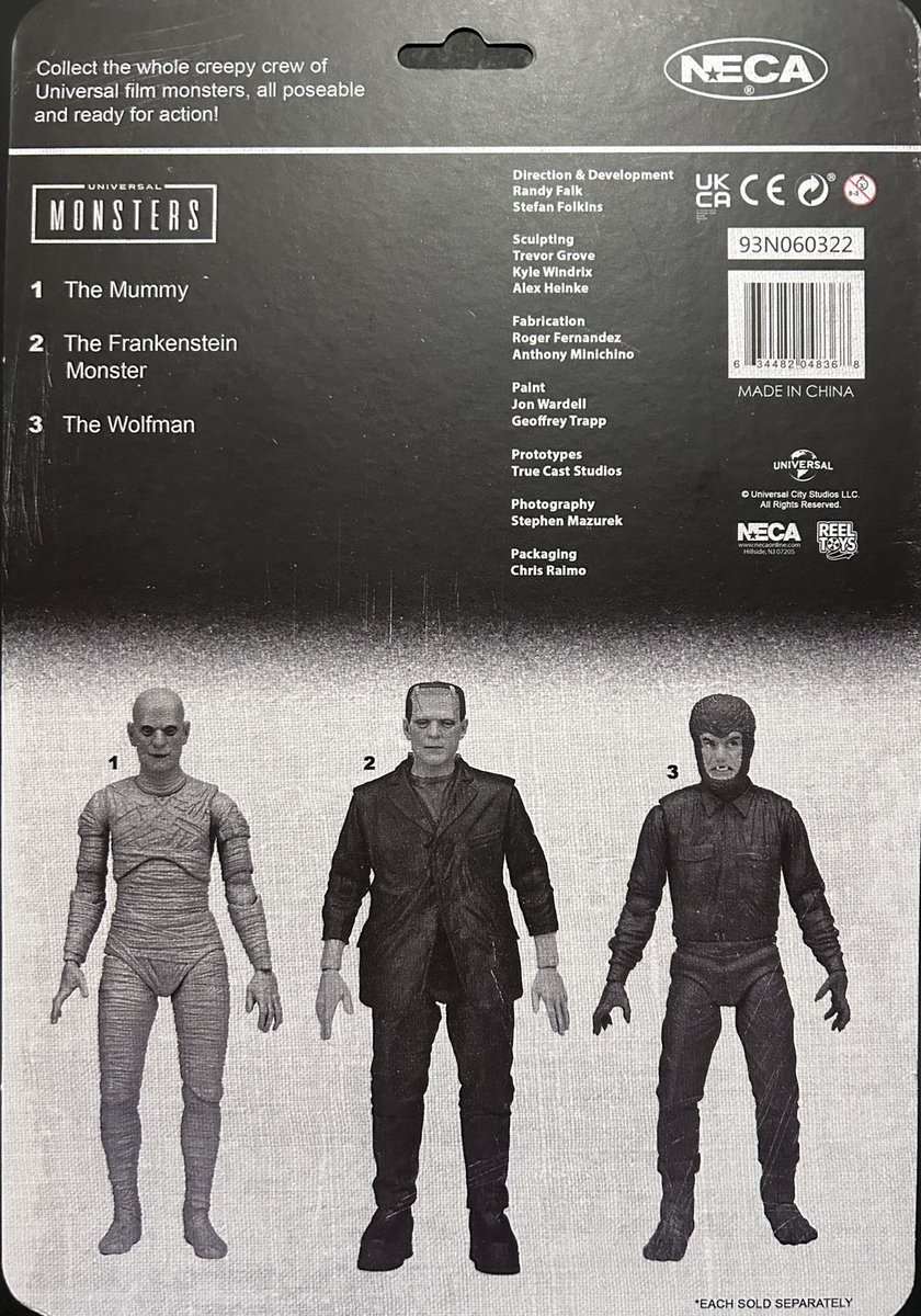Happy #MonsterMonday
I finally got the set of <a href="/NECA_TOYS/">NECA</a> retro #UniversalMonsters glow-in-the-dark figures from <a href="/TimeBombToys/">Time Bomb Toys</a>   #Frankenstein #Wolfman #Mummy