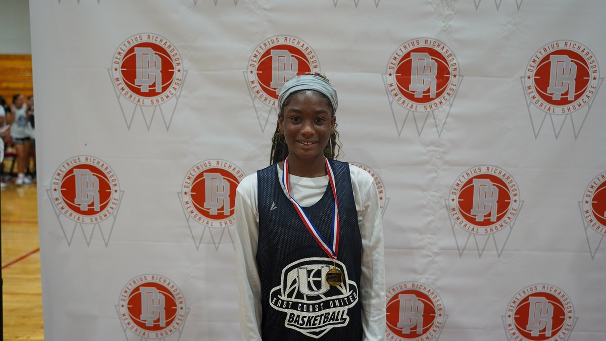 Prep Girls Hoops Florida (@pghflorida) on Twitter photo prepgirlshoops.com/2025/03/stando…
<a href="/GreenJasleen/">Jasleen Green</a> <a href="/Leila_Bryant3/">Leila Bryant</a> <a href="/AudreyBeyer7/">Audrey Beyer</a> <a href="/TC__Athletics/">Timber Creek Athletics</a> <a href="/CoachDShowcase/">Demetrius Richardson Memorial Basketball Showcase</a> prepgirlshoops.com/2025/03/stando…
<a href="/GreenJasleen/">Jasleen Green</a> <a href="/Leila_Bryant3/">Leila Bryant</a> <a href="/AudreyBeyer7/">Audrey Beyer</a> <a href="/TC__Athletics/">Timber Creek Athletics</a> <a href="/CoachDShowcase/">Demetrius Richardson Memorial Basketball Showcase</a>