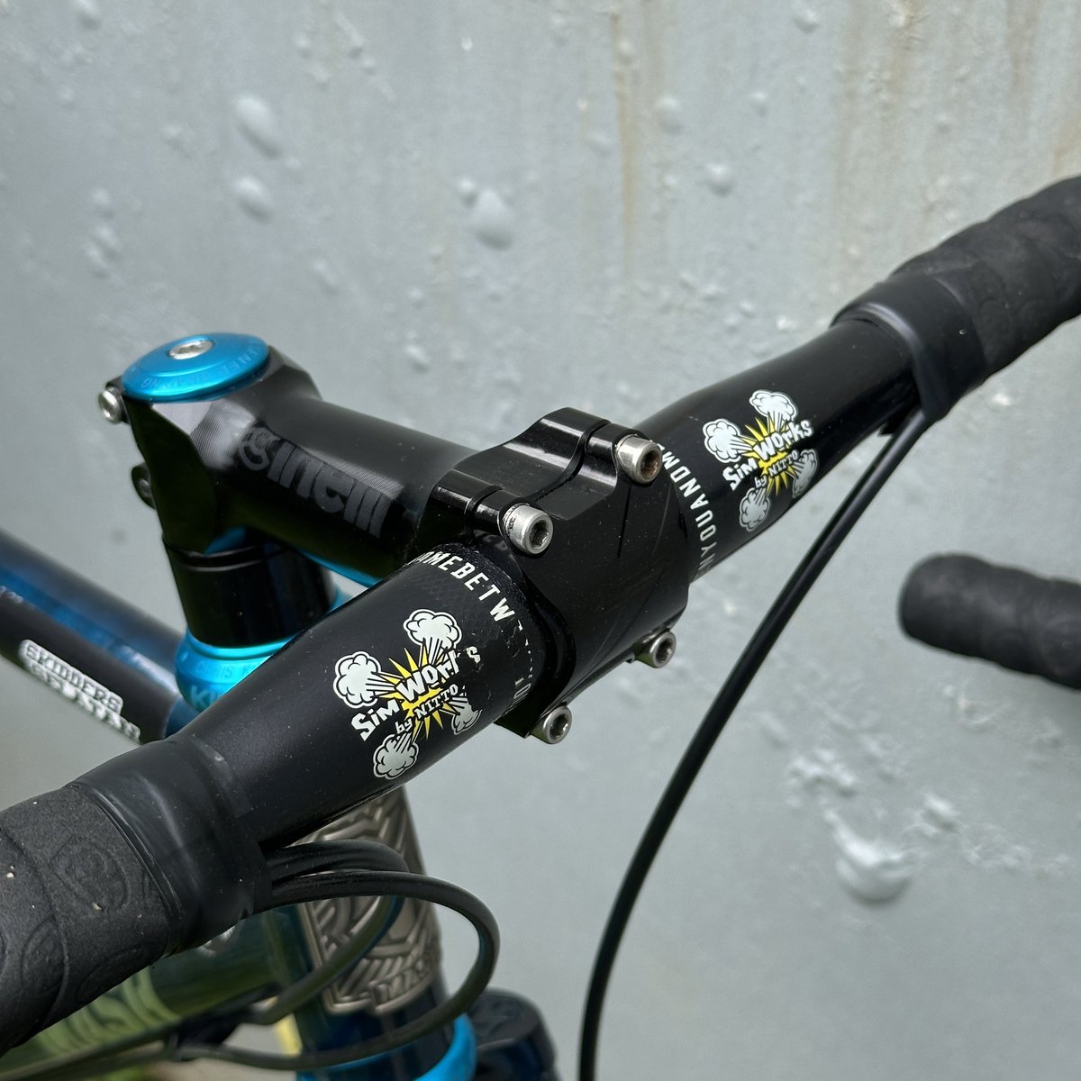 ๐ฆ๐๐ซ๐ฌ๐ ๐ซ๐ข๐๐ฐ๐๐ง tweet media