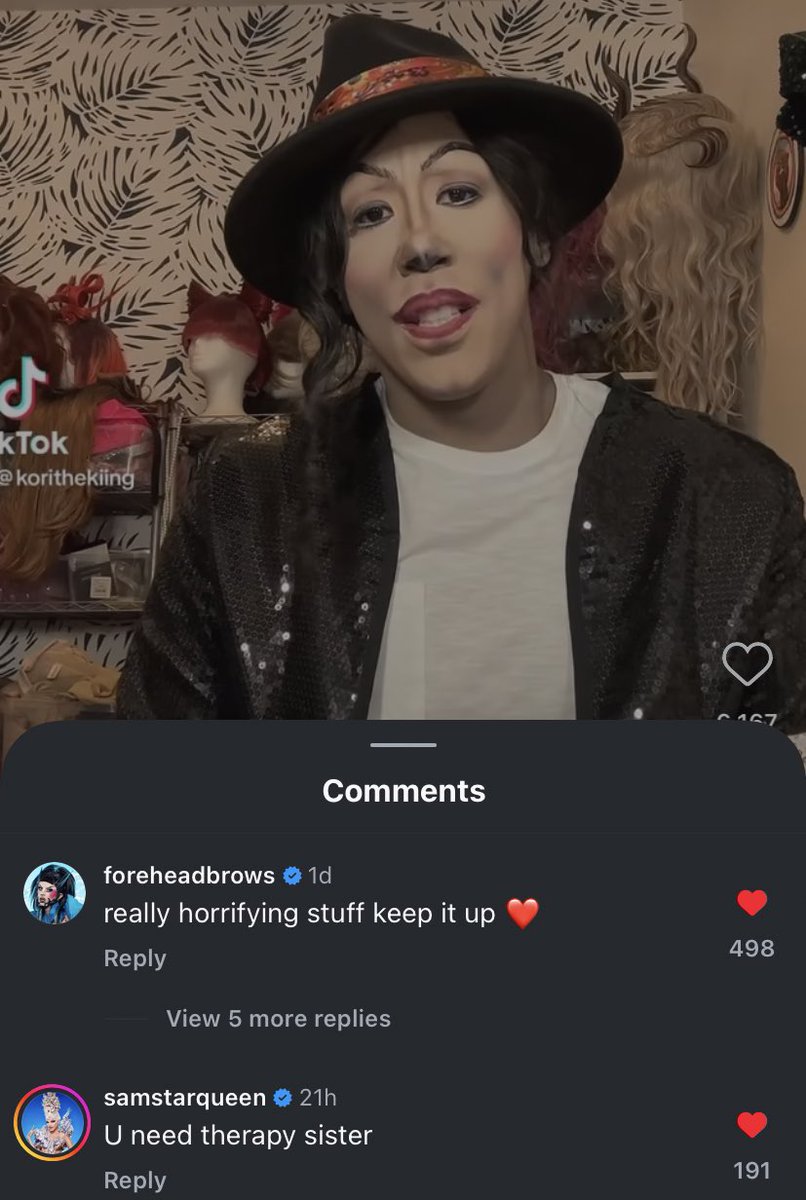 leiagrayi's tweet image. my favorite genre of pictures