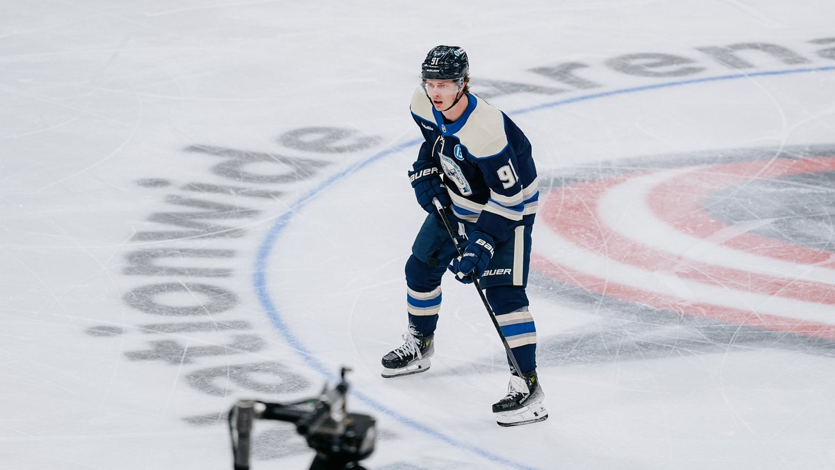 BlueJacketsNHL's tweet image. Turning it up for period 2️⃣

🎥Watch LIVE on @cwcolumbus and @FanDuelSN_CBUS cbj.co/broadcast
🎧: @971thefan, and on the #CBJ app bluejackets.com/app

Feazel | #CBJ