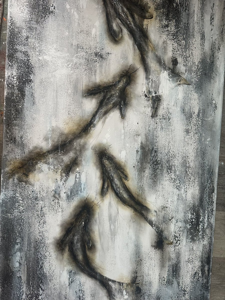 KellieThomasWal's tweet photo. “Climb Together” Minimalism meets high contrasts. Almost there. #koi #koifish #koiart #kelliethomaswalker #artwork #artstudio #art #minimalism #modernart #contemporaryart #womenartists #illustration #womenartists #painting #losangeles #longbeach #womenshistorymonth #womenwriters #writer #artist #brushwork #artcollector