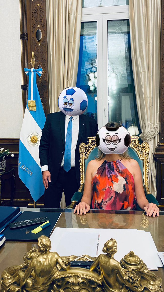xmilianx_'s tweet photo. Que hdps que son https://t.co/viVw8fxjBU