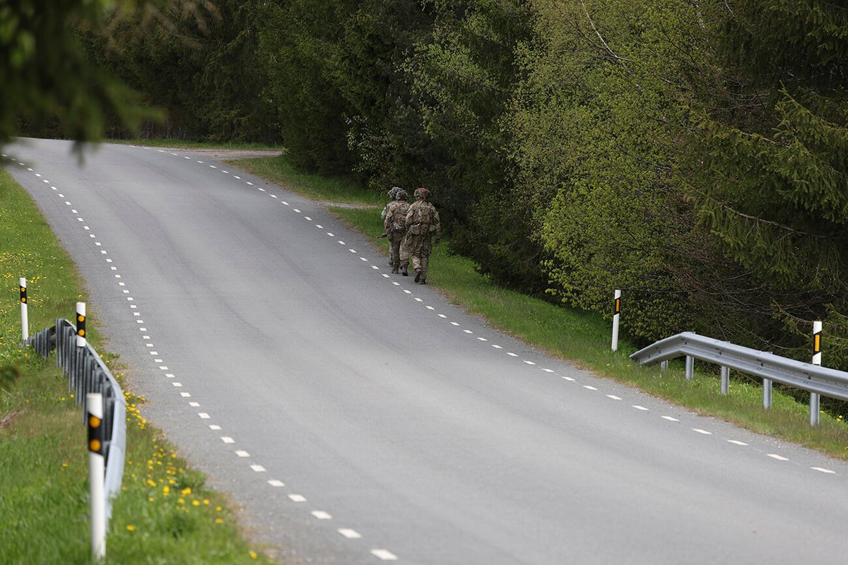 Der er store omvæltninger på vej i Hæren, og det handler om soldater, kaserner, flytninger, nyopførelser, nye køretøjer og våbensystemer - og Bornholm #dkforsvar #dkpol <a href="/Forsvarsmin/">Forsvarsministeriet/Danish MoD</a> <a href="/forsvaretdk/">Forsvaret</a> olfi.dk/2025/03/18/sto…