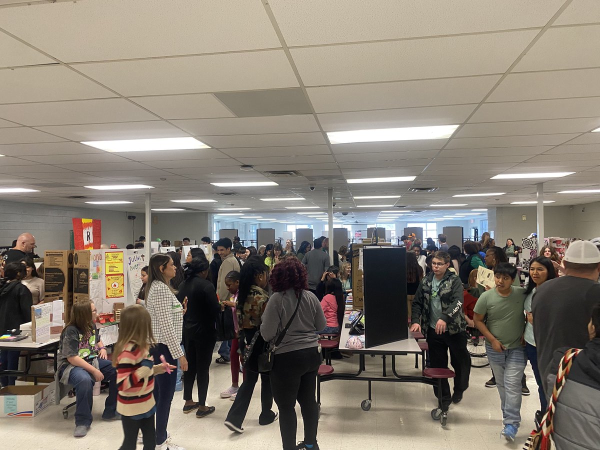 Takisha Ferguson, Ed.D (@drfergiet15) on Twitter photo Community Career Night was very successful! We are so proud of <a href="/SmyrnaMiddle/">Smyrna Middle School</a> students for all of their hard work. We are thankful to all of the career sponsors that exposed our students and parents to the many professions offered right here in Smyrna! #PantherPride🐾🩶❤️ Community Career Night was very successful! We are so proud of <a href="/SmyrnaMiddle/">Smyrna Middle School</a> students for all of their hard work. We are thankful to all of the career sponsors that exposed our students and parents to the many professions offered right here in Smyrna! #PantherPride🐾🩶❤️