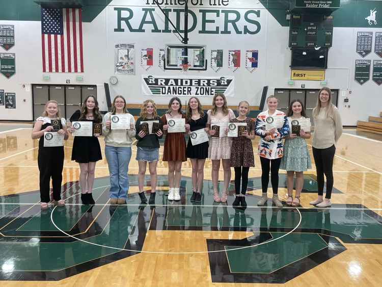 Tonight our girls basketball program held their awards ceremony. Congrats to the award winners and all teams on outstanding seasons! SR has a lot of talent and exciting times ahead! Great job, ladies!