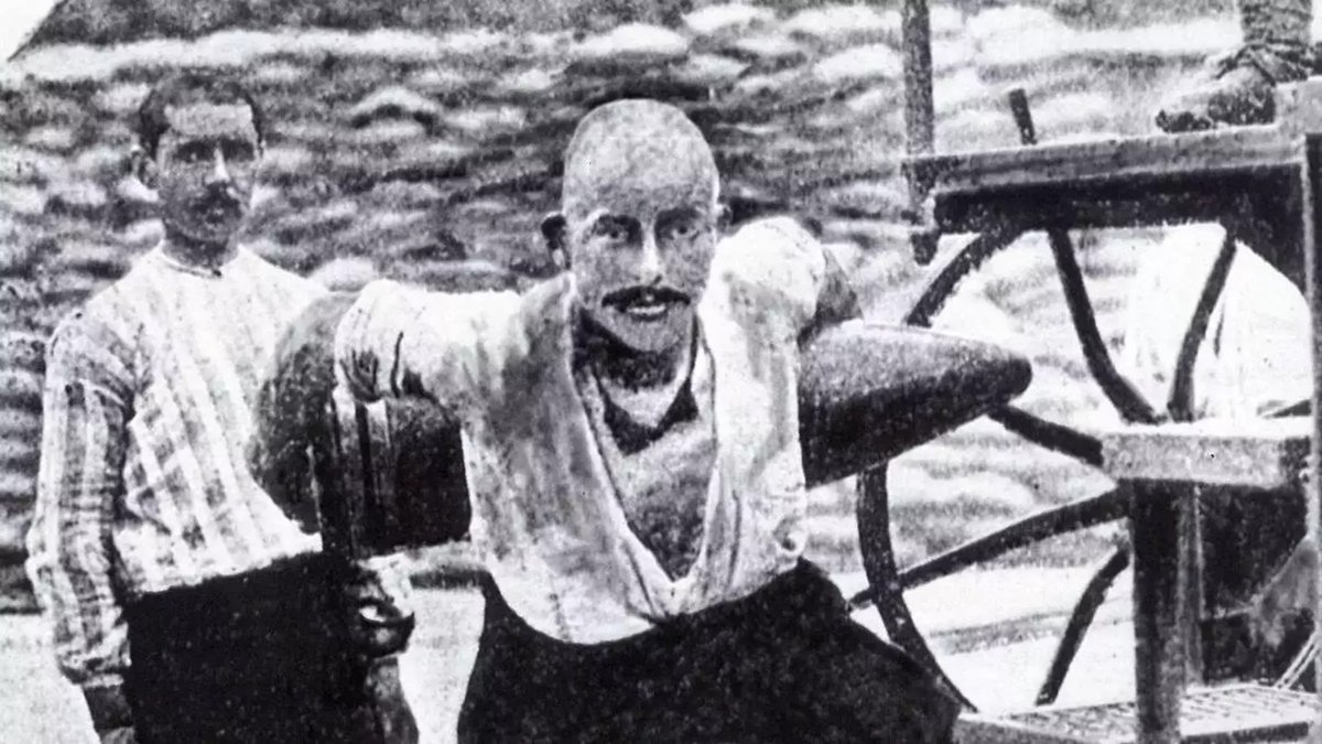 vkfosmanyigit's tweet photo. Bugün 18 Mart.
Çanakkale Deniz Zaferinin sene-i devriyesinde Çanakkale'nin gerçek kahramanlarından
Harbiye Nazırı ENVER PAŞA
Müstahkem kumandanı CEVAT PAŞA
Nusret mayın gemisi kumandanı İ. HAKKI BEY
ve SEYİT ONBAŞI yı rahmetle yad ediyoruz. https://t.co/uen5TybzZc