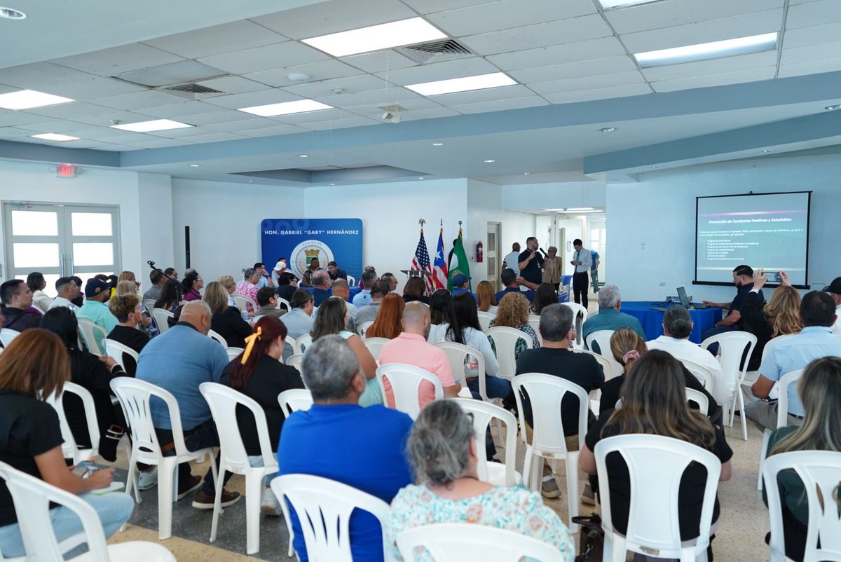 LTP | 📍Camuy

En la tarde del viernes, 14 de marzo
la Comisión Especial Conjunta de Fondos Legislativos llevó a cabo la orientación para entidades sin fines de lucro del Distrito de Arecibo.  

Aquellas organizaciones sin fines de lucro que interesen información u orientación