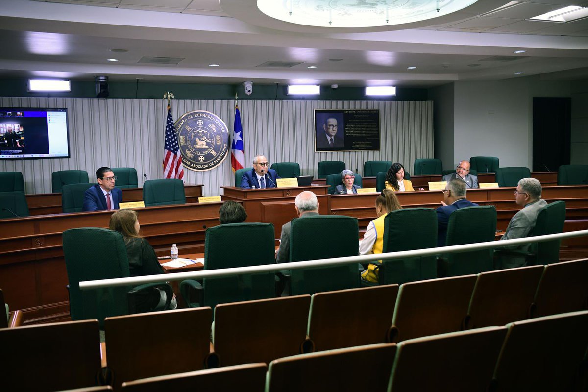 Hoy participé en la vista pública de la P. de la C. 227 ante la Comisión de Adultos Mayores y Bienestar Social, reafirmando nuestro compromiso con la protección y el bienestar de nuestros adultos mayores.

Seguimos impulsando medidas que garanticen una mejor calidad de vida para