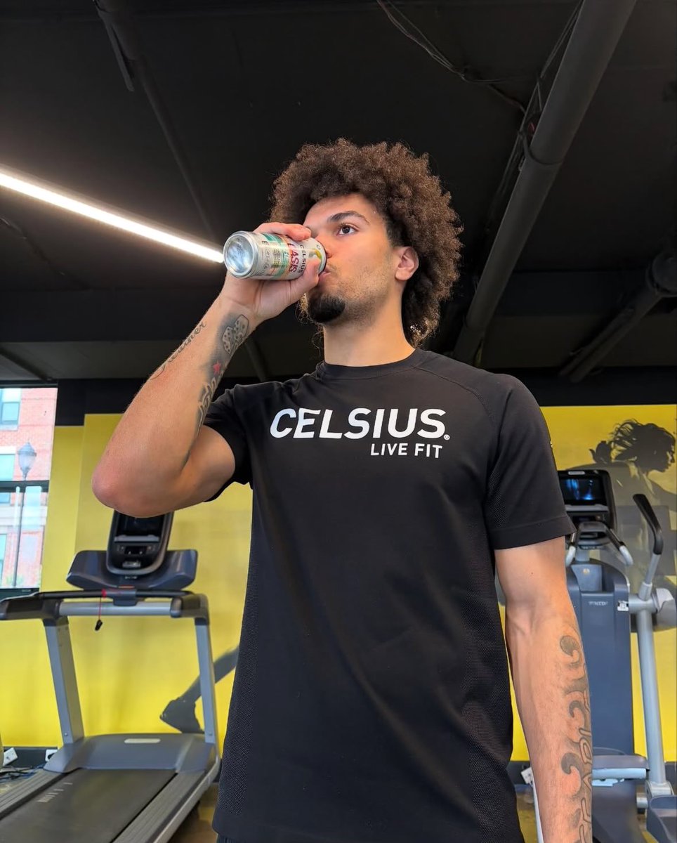 umdwbbfan's tweet photo. Kaylene Smikle & Ja’Kobi Gillespie for CELSIUS Energy Drink ⚡️⚡️⚡️
#OneMarylandNIL💵 #TerpsUP🐢🐢 https://t.co/KEHPXAY62e