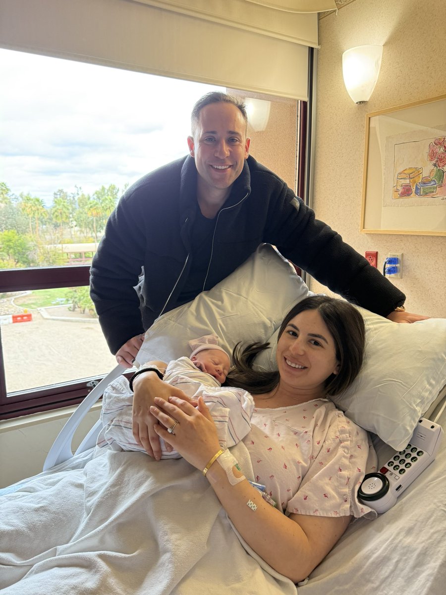 MARK CURTIS tweet media