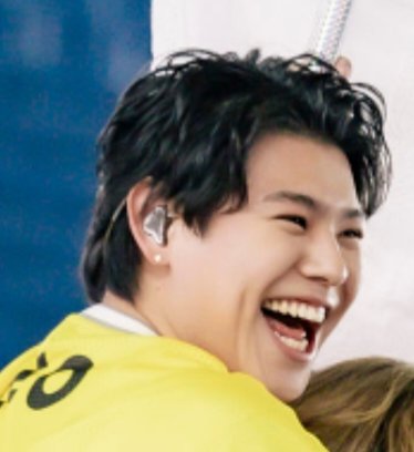 レオ君のエクボって2種類あるね☺️口元横は「明るく前向きで優しい