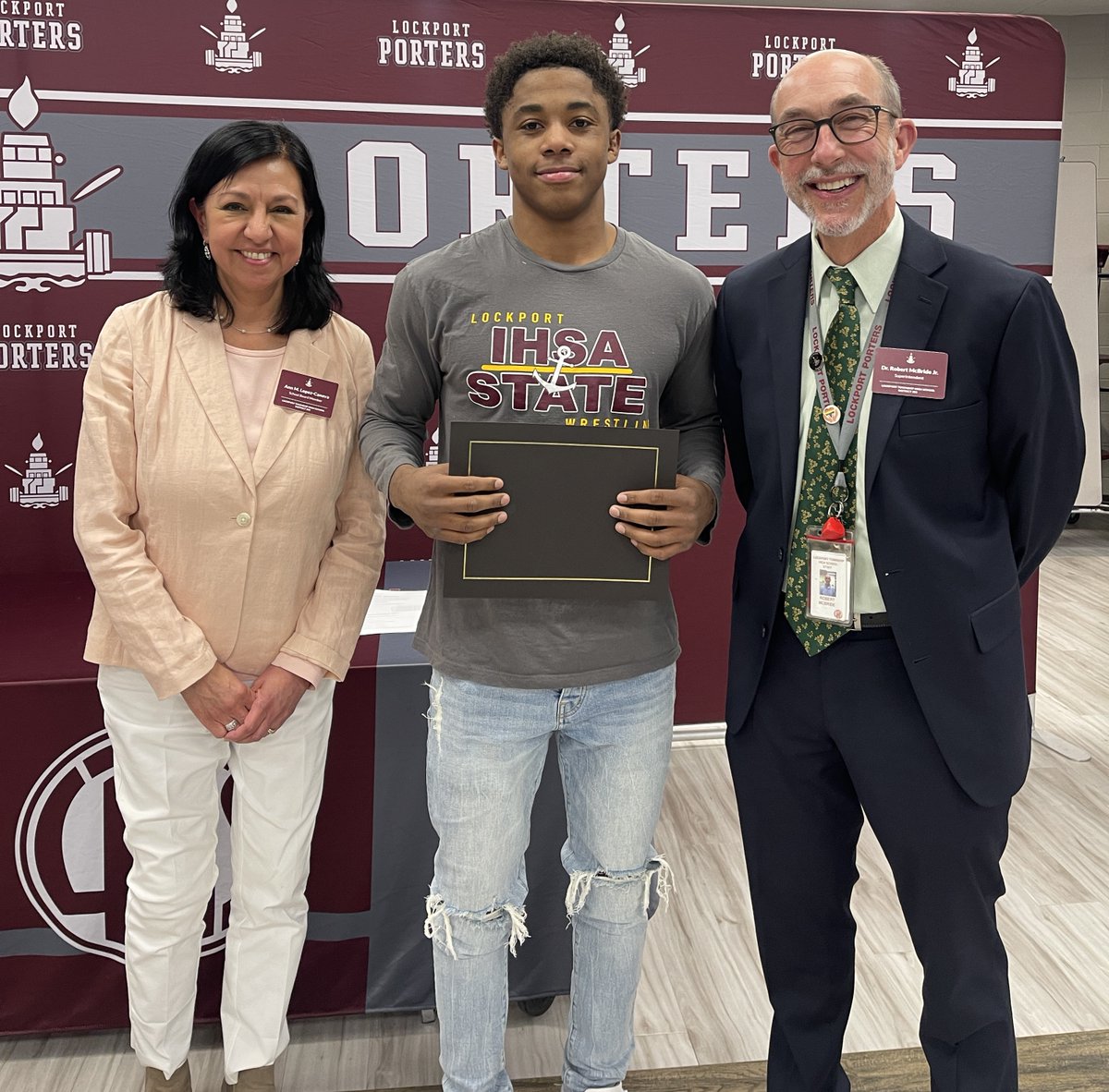 The Board recognized junior Justin Wardlow for placing 2nd at the IHSA State Wrestling Competition in Champaign. Congrats to Justin and Coach Oster! 
#PorterPride