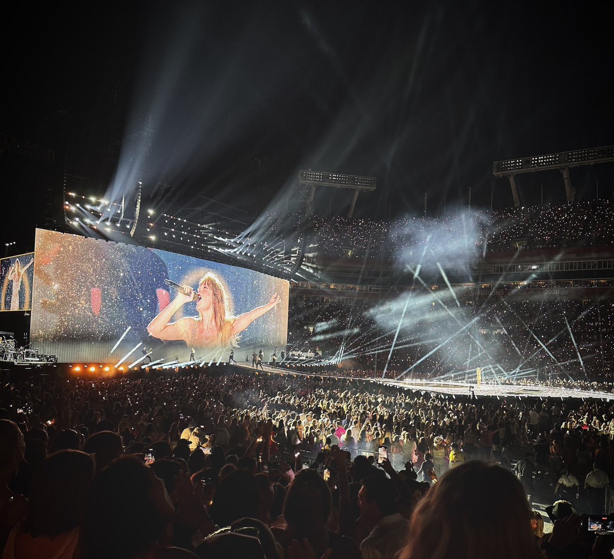KellyBazzle's tweet photo. @taylornation13 I’ll always be so proud of my Eras Tour outfit/creation and every special moment spent in it! 😍 https://t.co/VB7kLZCWCc