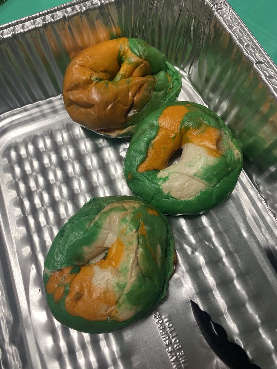 Jessica W. (@clets_sdt) on Twitter photo Happy St. Patrickβs Day! π I managed to catch a little green fun! <a href="/Church_Lane_ES/">Church Lane Elementary Technology</a> <a href="/CLETSPTA/">CHURCH LANE PTA</a> #WeAreREEL πππ¦
Happy St. Patrickβs Day! π I managed to catch a little green fun! <a href="/Church_Lane_ES/">Church Lane Elementary Technology</a> <a href="/CLETSPTA/">CHURCH LANE PTA</a> #WeAreREEL πππ¦