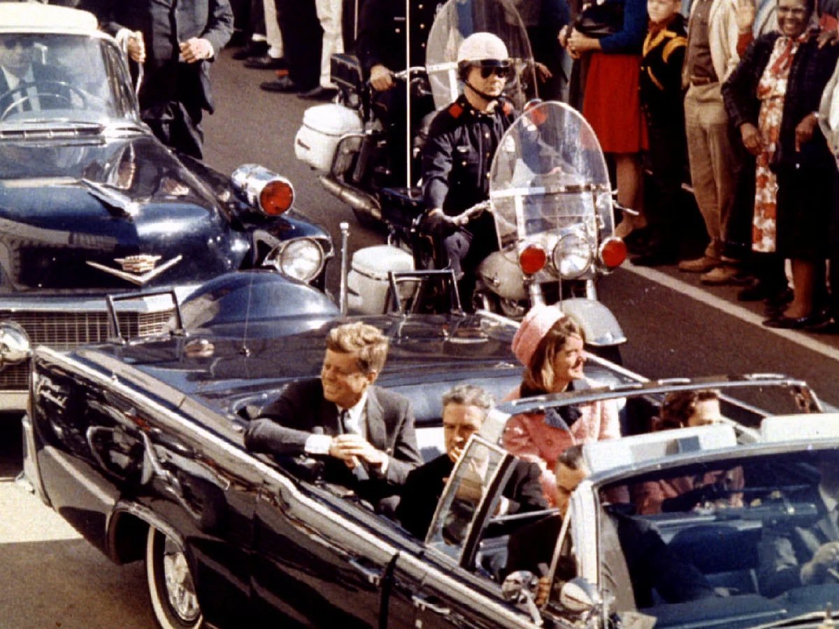 TaraBull tweet media